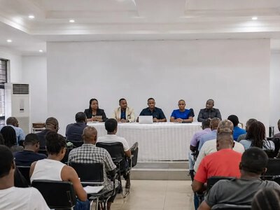 Президентка Матебезе очолила Союз триатлону Нігерії — Premium Times Nigeria