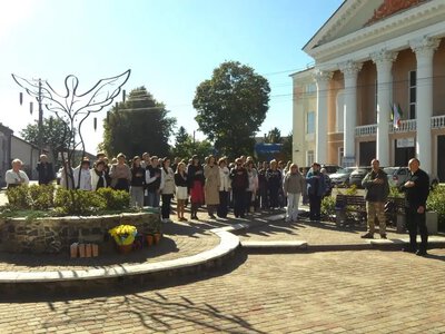 У Здолбунові рідним чотирьох загиблих військових передали державні та військові нагороди