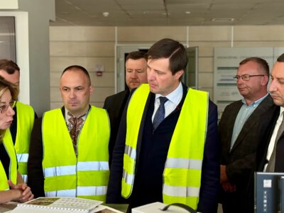 Розвиток деревообробки та молочного тваринництва: міністр агрополітики побував на Волині