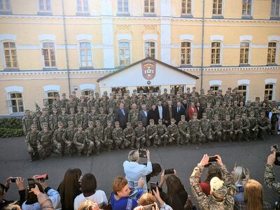 Вперше за 25 років: в Острозькому військовому ліцеї навчаються дівчата