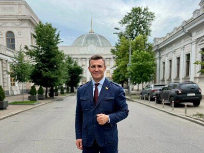 Справу нардепа Тищенка розслідуватимуть до кінця року