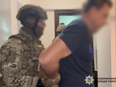 Група зловмисників викрала ветерана, щоб заволодіти його грошима у Києві