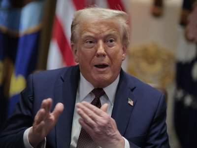 Трамп знайшов спосіб натиснути на Китай: США перекривають важливий експорт