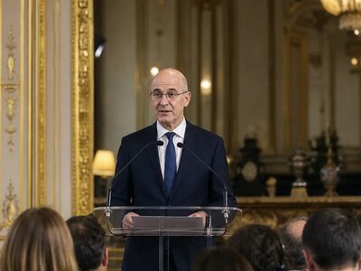 Франція представила бюджет із заощадженнями на 43 млрд євро — Politico Europe