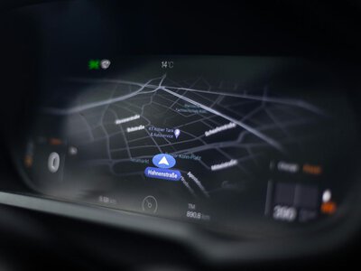 Сучасні автомобілі можуть стежити за водіями через камери та GPS