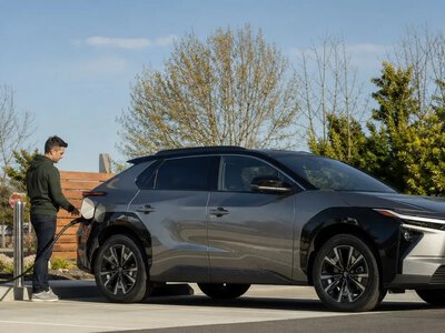 Електрифіковані моделі склали 61% продажів Toyota і Lexus у США — InsideEVs