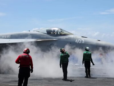 США перекидають на Близький Схід додатково до 10 тисяч військових і третій авіаносець - WSJ