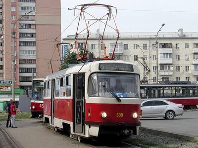 Трамвай №5 тимчасово курсує до парку Машинобудівників