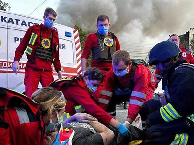 У Києві медикам доплачуватимуть до 500 грн за годину під час атак