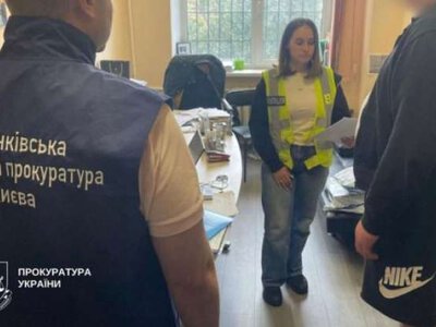 У Києві групі осіб повідомлено про підозру у викраденні та незаконному позбавленні волі колишнього військовослужбовця