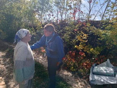 Волонтери “Проліска” допомагають відновлювати пошкоджене житло мешканцям Шосткинської громади + Фото