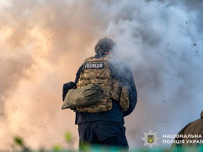 На Київщині через нічну атаку пошкоджено склад