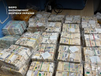 У мережі нелегальних обмінників вилучили рекордні 630 мільйонів гривень, точки діяли й у Франківську