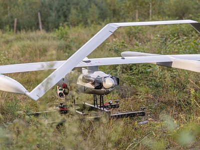 Виробники комплектуючих для дронів зупиняють лінії через проблеми з бронюванням