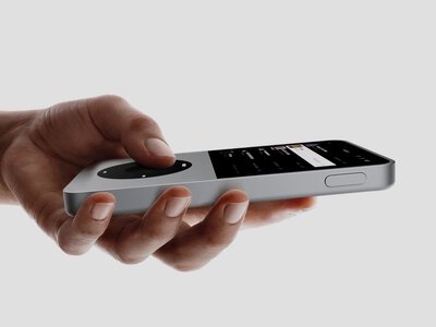 New Matter представила музичний плеєр Sudo SP-01 у стилі класичних iPod