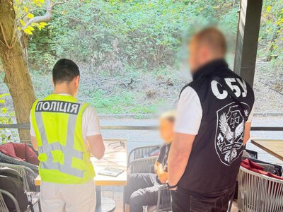 У Києві адвокат погорів на хабарі за «бронь» від мобілізації