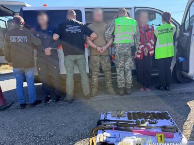 У Виноградові затримали двох дезертирів: в одного з них вилучили зброю та боєприпаси