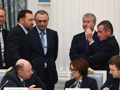 Російські олігархи перерахували до бюджету рф майже 472 млрд рублів