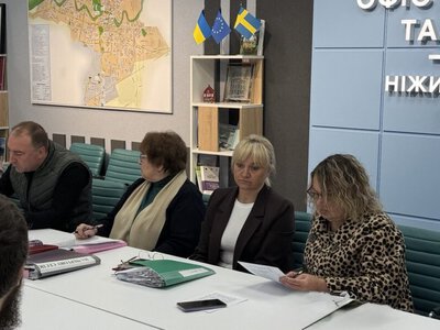  Ями на Незалежності 