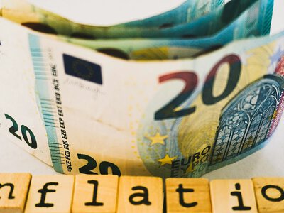 Інфляція в єврозоні підскочила до максимуму за три роки
