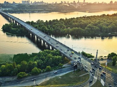 У Києві під час повітряної тривоги обмежуватимуть рух мостами, – КМВА