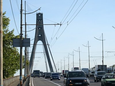У Києві змінили правила руху мостами під час тривог