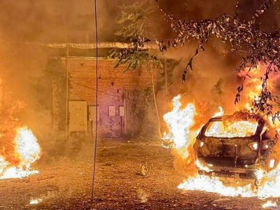 Ворог атакував Дніпро: у багатоквартирному будинку спалахнула пожежа