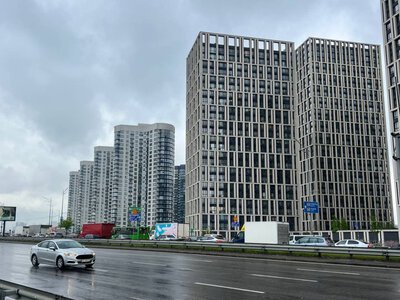 У Києві обмежуватимуть рух чотирма мостами під час тривог: що відомо