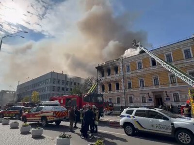 Західні дипломати розробляють стратегії можливого перенесення посольств з Києва до Львова або Польщі