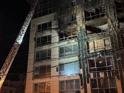 Росія повторно атакувала бізнес-центр в Дніпрі