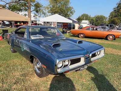 В Україні знайшли ексклюзивний Dodge Hemi Coronet R/T 1970 року з рекордно низьким пробігом у 300 км (відео)