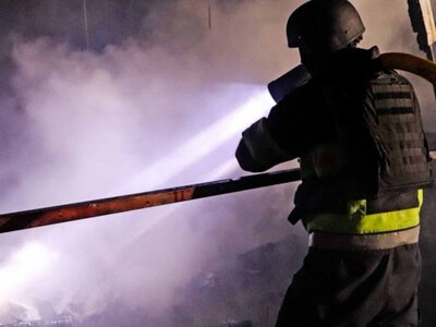 Росія здійснила напад на Гостомель: четверо постраждалих та пожежа на складі з медикаментами
