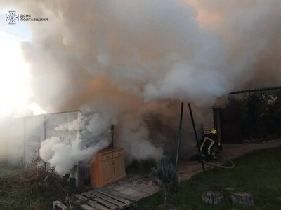Під Кременчуком у гаражі згорів електромобіль