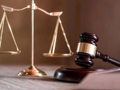 Напідпитку та без прав врізався у паркан: на Рівненщині засудили мотоцикліста через ДТП