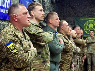 Бійці 24 полку НГУ привітали Чернівці з Днем міста з передової