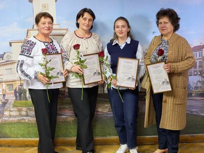 В Івано-Франківську вперше відзначили п’ятьох учителів за підготовку учнів до НМТ