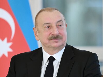 Алієв заявив, що у світі є лише дві наддержави і принизив путіна