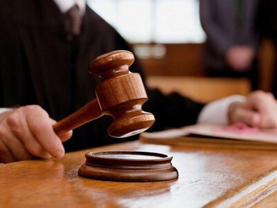 У Мукачеві 19-річна зламала ніс іншій дівчині: кривдницю судитимуть — PMG.ua