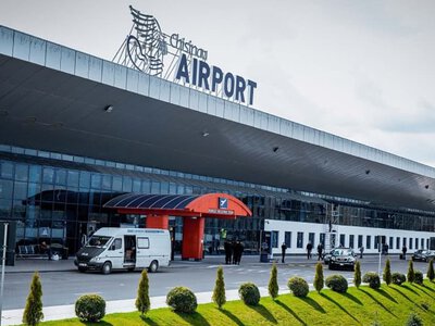 У Кишиневі триває евакуація з аеропорту через повторні повідомлення про замінування
