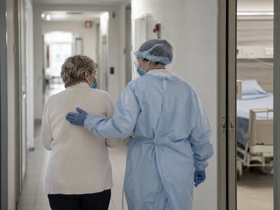 Спалахи кору змушують лікарні США посилювати ізоляційні протоколи