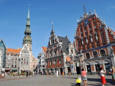 Партія прем’єра Латвії лідирує на парламентських виборах
