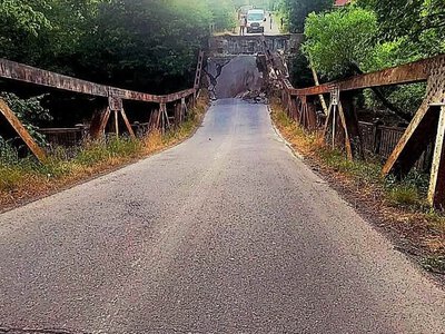  На Закарпатті вже тестують відновлений Жденієвський міст 
