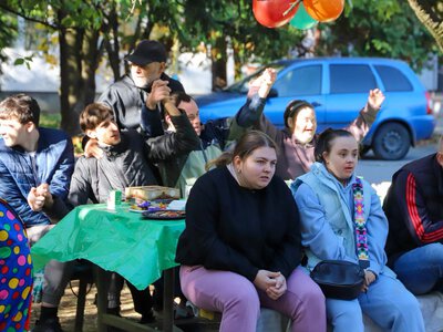 В Ужгороді «Дорога життя» відзначила 27-річчя: центр опікується понад 350 підопічними