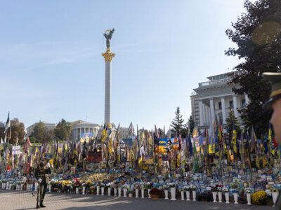 Зеленський та Федеральний канцлер Німеччини на майдані Незалежності вшанували пам'ять загиблих українських воїнів