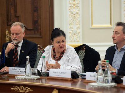 Усі посольства країн ЄС залишаються працювати у Києві — Матернова
