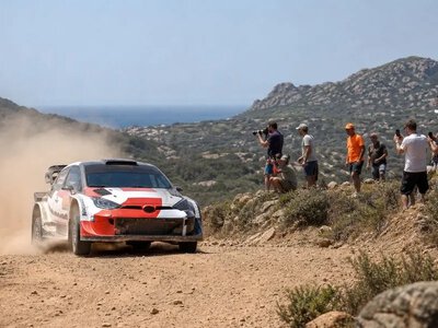 Пілот Елфін Еванс став чемпіоном світу WRC після аварії Сольберга — BBC Sport