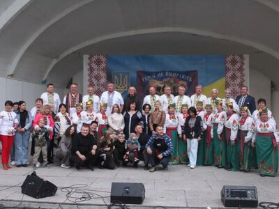 Мирненська громада Херсонщини зібрала кошти на дрони для ЗСУ на фестивалі в Тернополі