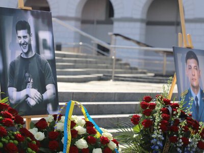 У Києві попрощалися із майора Маратом Мамбетовим – льотчиком 40-ї бригади тактичної авіації