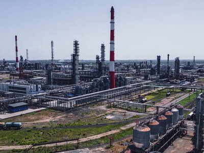 Понад половину нафтопереробних потужностей Росії виведено з ладу, — Міноборони