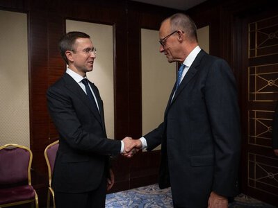 Україна закупить німецькі локомотиви та енергообладнання